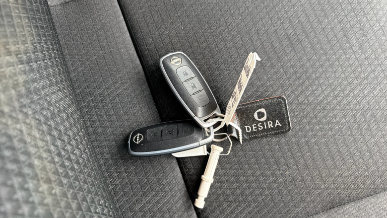 Nissan Qashqai 1.3 DiG-T MH 158 N-Connecta 5dr Xtronic Petrol Hatchback